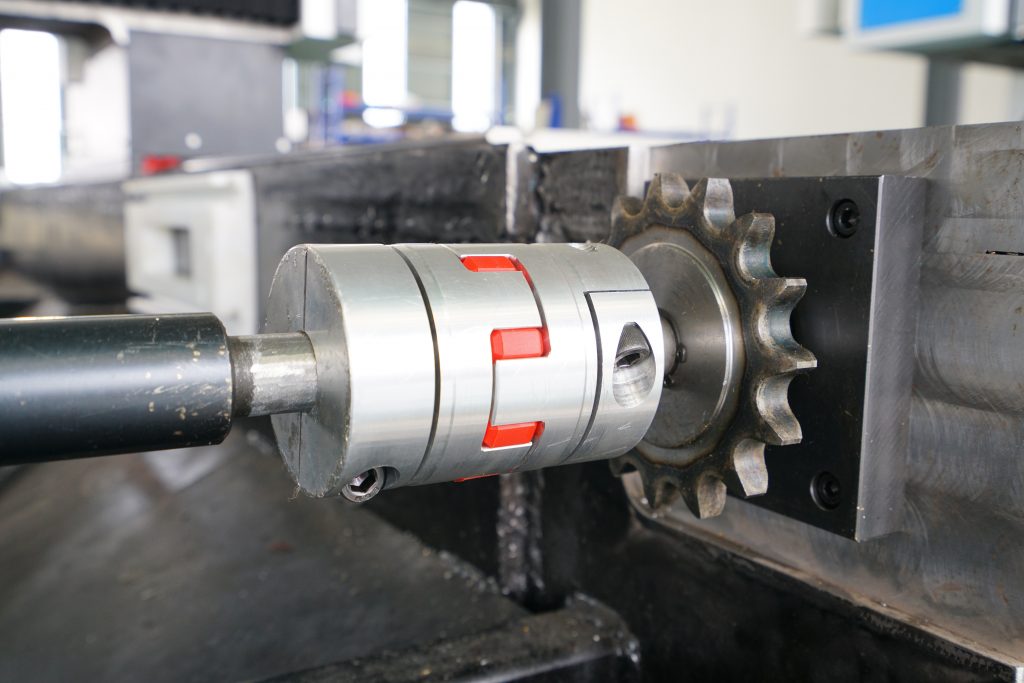 metaal cnc vesel laser snyer laser snymasjien vir yster staal aluminium koper plaat plaat
